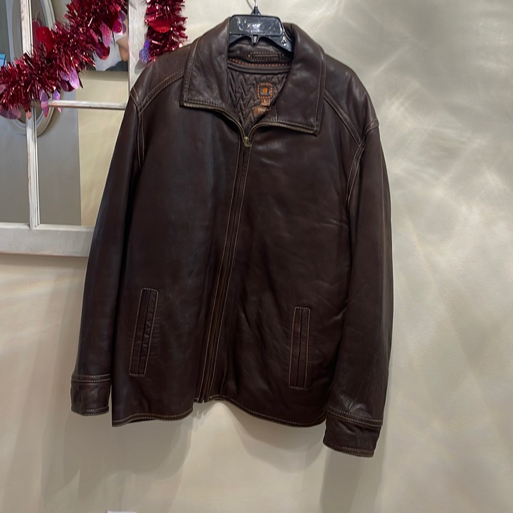 Men’s brown leather